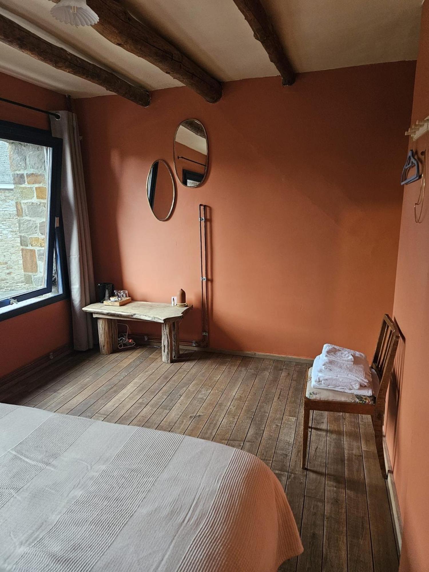 Buteo Chambres D'Hotes & Espresso Lesterny Екстер'єр фото